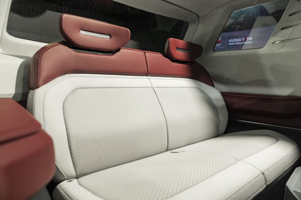 noithat Mitsubishi Destinator